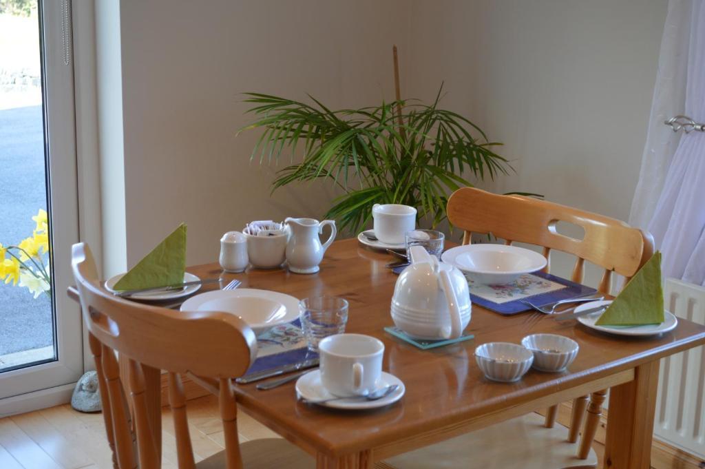 Cornerstones B&B Moyard Luaran gambar